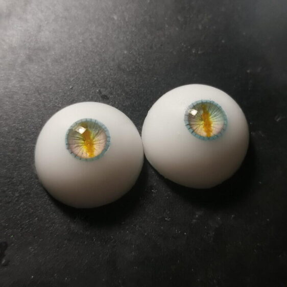 Red cat pupil BJD doll eyes