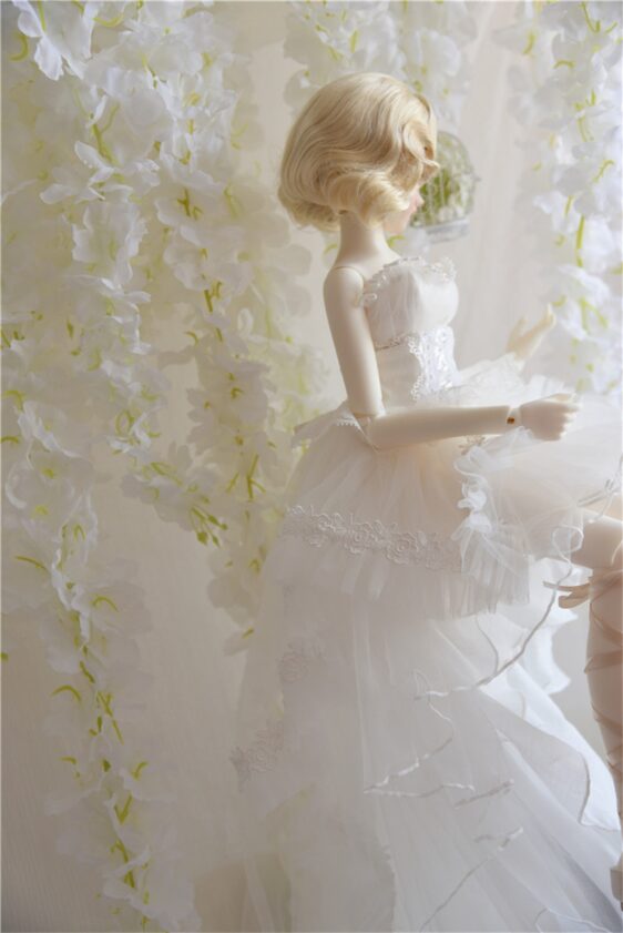 BJD Wedding Dress – Elegant Doll Bridal Gown for 1/3, 1/4, 1/6 Dolls