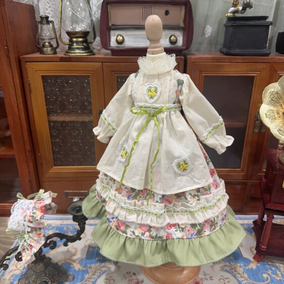 Elegant White Dress for 1/3 1/4 1/6 BJD & Blythe Dolls – Fashion Doll Clothing