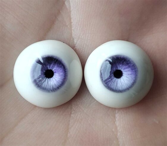 Handmade Resin Eyes for BJD Dolls – Realistic Style, Custom Sizes & Colors