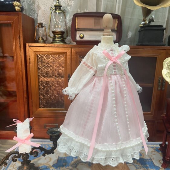 Pink Pearl Skirt BJD Dress for 1/3, 1/4, and 1/6 Blythe Dolls