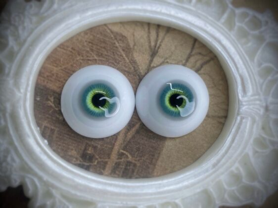 Handmade Pastel Resin BJD Eyes – Custom Doll Eyes in 10–24mm for 1/6 1/4 1/3 Dolls