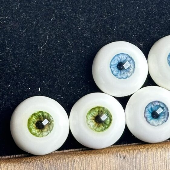 Realistic Resin BJD Doll Eyes – Small & Normal Iris, 8–24mm for 1/3, 1/4, 1/6 Dolls
